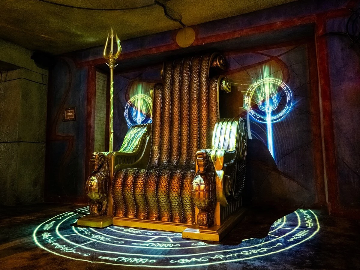 The-Lost-World_-chair-Lost-World-Aquarium.jpg